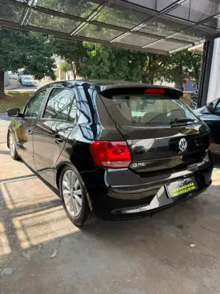 VOLKSWAGEN-GOL-1.6 MI HIGHLINE 8V FLEX 4P MANUAL VOLKSWAGEN-GOL-2013
