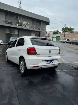 VOLKSWAGEN-GOL-2017