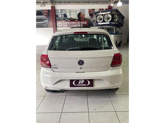 VOLKSWAGEN-GOL-2022