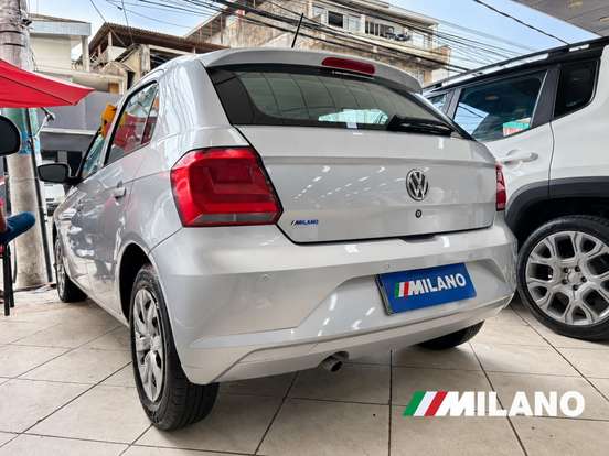 VOLKSWAGEN-GOL-2022