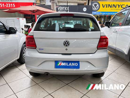 VOLKSWAGEN-GOL-2022