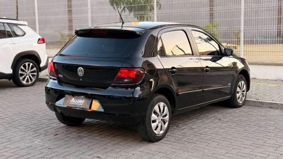 VOLKSWAGEN-GOL-2011