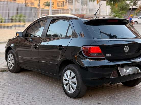 VOLKSWAGEN-GOL-1.0 MI 8V FLEX 4P MANUAL G.IV VOLKSWAGEN-GOL-2011