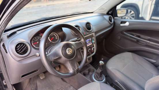 VOLKSWAGEN-GOL-2011