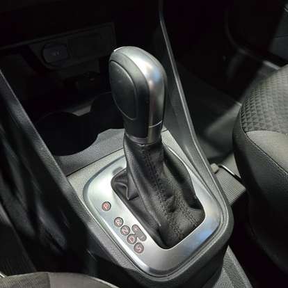 VOLKSWAGEN-GOL-2018