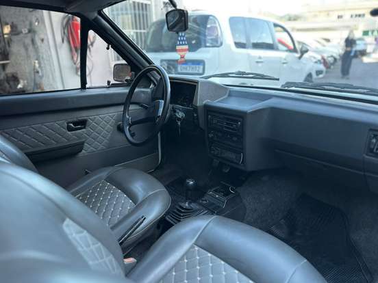 VOLKSWAGEN-GOL-1992