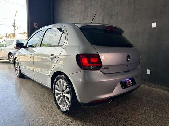 VOLKSWAGEN-GOL-2013