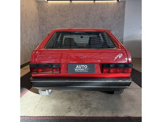 VOLKSWAGEN-GOL-1989