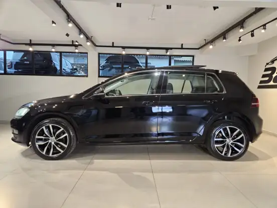 VOLKSWAGEN-GOLF-2016