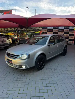 VOLKSWAGEN-GOLF-2011