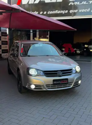 VOLKSWAGEN-GOLF-2011