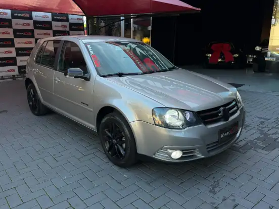VOLKSWAGEN-GOLF-2011