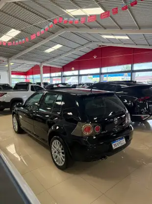 VOLKSWAGEN-GOLF-2013