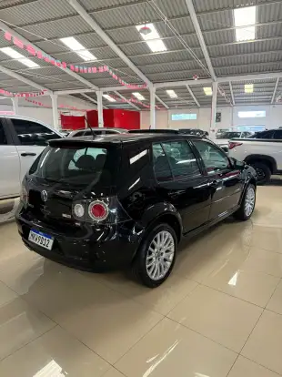 VOLKSWAGEN-GOLF-2013