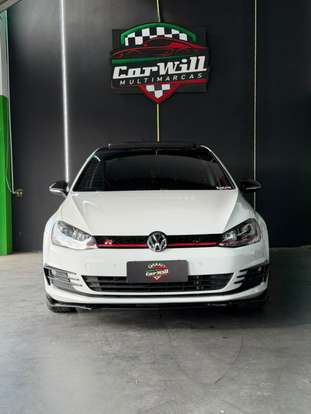 VOLKSWAGEN-GOLF-2017