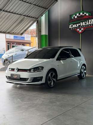 VOLKSWAGEN-GOLF-2017