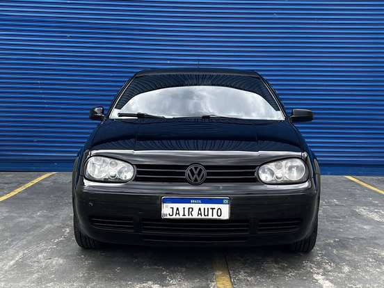VOLKSWAGEN-GOLF-2005