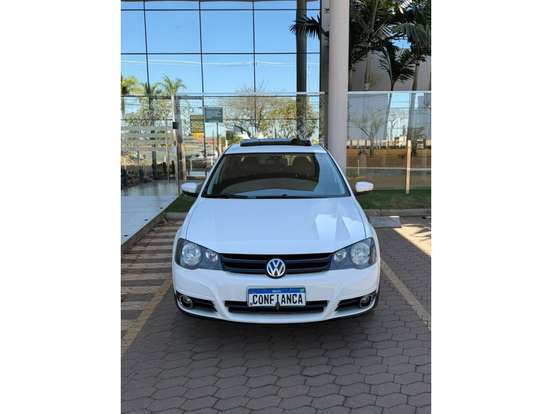 VOLKSWAGEN-GOLF-2013