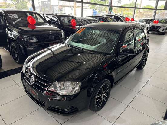 VOLKSWAGEN-GOLF-2010