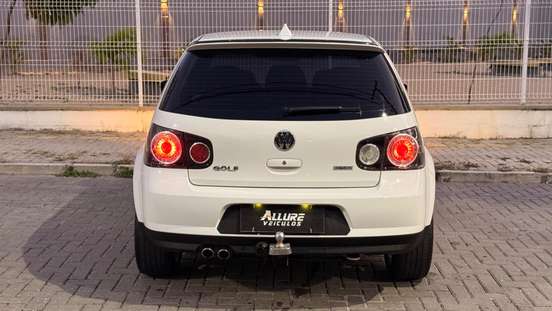 VOLKSWAGEN-GOLF-2013