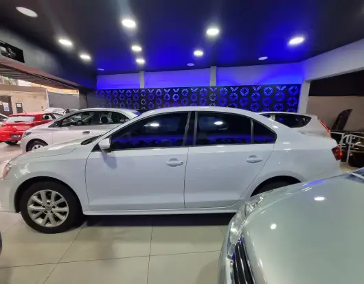 VOLKSWAGEN-JETTA-2016