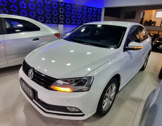 VOLKSWAGEN-JETTA-2016