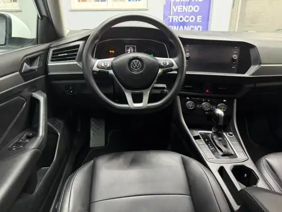 VOLKSWAGEN-JETTA-1.4 250 TSI TOTAL FLEX R-LINE TIPTRONIC VOLKSWAGEN-JETTA-2018