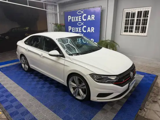 VOLKSWAGEN-JETTA-1.4 250 TSI TOTAL FLEX R-LINE TIPTRONIC VOLKSWAGEN-JETTA-2018