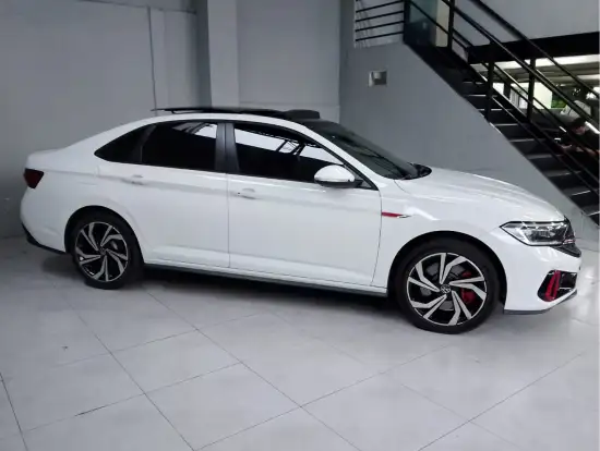 VOLKSWAGEN-JETTA-2022