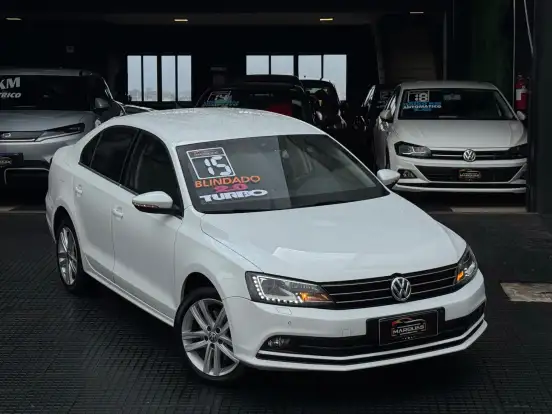 VOLKSWAGEN-JETTA-2015