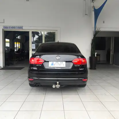 VOLKSWAGEN-JETTA-2014