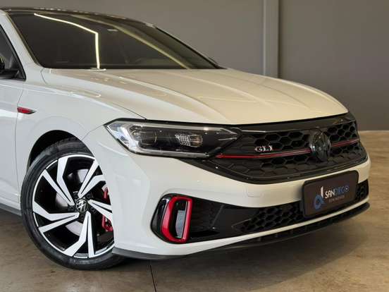 VOLKSWAGEN-JETTA-2023