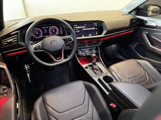 VOLKSWAGEN-JETTA-2023