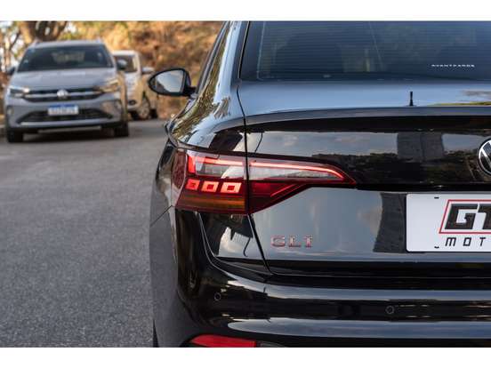 VOLKSWAGEN-JETTA-2024