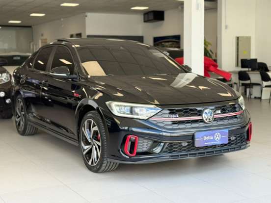 VOLKSWAGEN-JETTA-2023