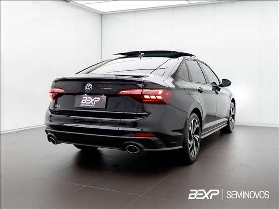 VOLKSWAGEN-JETTA-2024