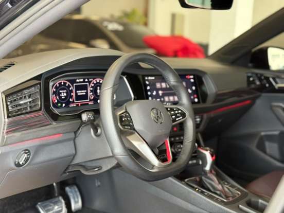 VOLKSWAGEN-JETTA-2023
