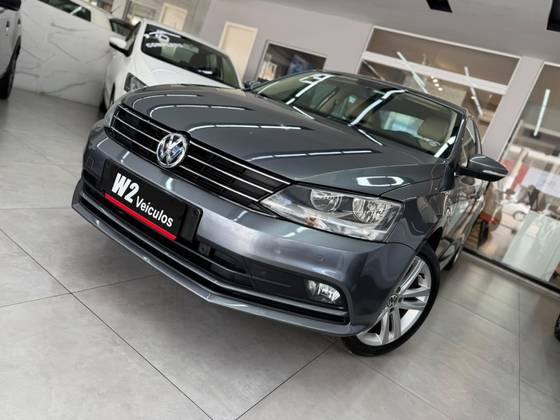 VOLKSWAGEN JETTA 2.0 TSI HIGHLINE 211CV GASOLINA 4P TIPTRONIC