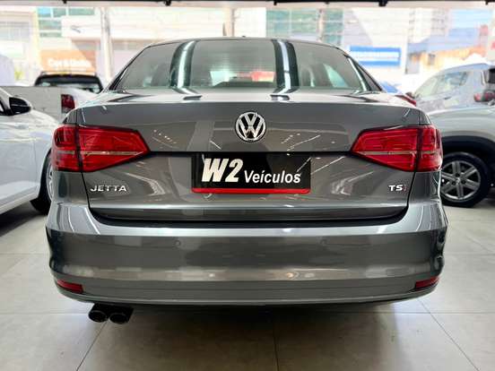 VOLKSWAGEN-JETTA-2015