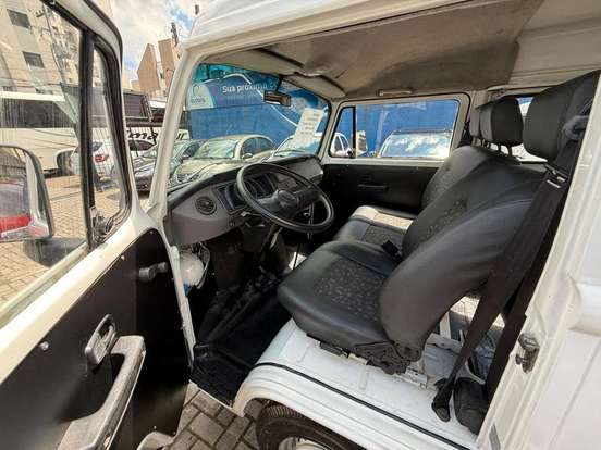 VOLKSWAGEN-KOMBI-1.4 MI STD 8V FLEX 3P MANUAL VOLKSWAGEN-KOMBI-2011
