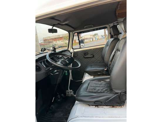 VOLKSWAGEN-KOMBI-2006