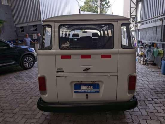 VOLKSWAGEN-KOMBI-1995
