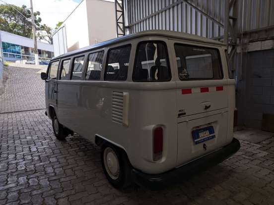 VOLKSWAGEN-KOMBI-1.6 MI FURGÃO 8V GASOLINA 3P MANUAL VOLKSWAGEN-KOMBI-1995