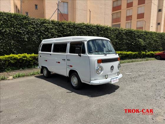 VOLKSWAGEN KOMBI 1.6 MI STD LOTAÇÃO 8V GASOLINA 3P MANUAL