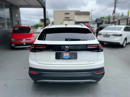VOLKSWAGEN-NIVUS-1.0 200 TSI TOTAL FLEX HIGHLINE AUTOMÁTICO VOLKSWAGEN-NIVUS-2024