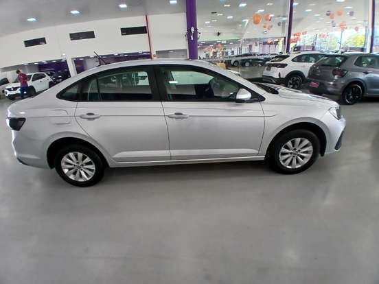VOLKSWAGEN-NIVUS-1.0 200 TSI TOTAL FLEX COMFORTLINE AUTOMÁTICO VOLKSWAGEN-NIVUS-2025