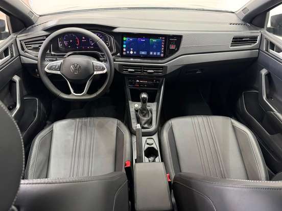VOLKSWAGEN-NIVUS-1.0 200 TSI TOTAL FLEX HIGHLINE AUTOMÁTICO VOLKSWAGEN-NIVUS-2025