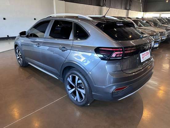 VOLKSWAGEN-NIVUS-1.0 200 TSI TOTAL FLEX HIGHLINE AUTOMÁTICO VOLKSWAGEN-NIVUS-2023