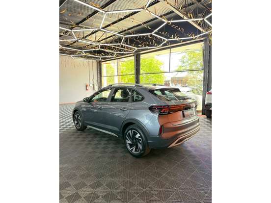 VOLKSWAGEN-NIVUS-1.0 200 TSI TOTAL FLEX HIGHLINE AUTOMÁTICO VOLKSWAGEN-NIVUS-2025