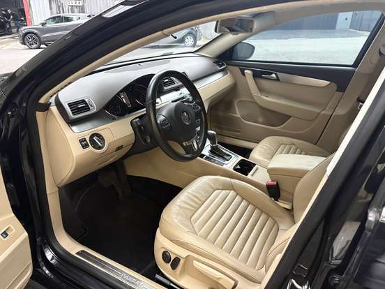 VOLKSWAGEN-PASSAT VARIANT-2.0 TSI 16V 211CV GASOLINA 4P AUTOMÁTICO VOLKSWAGEN-PASSAT VARIANT-2013
